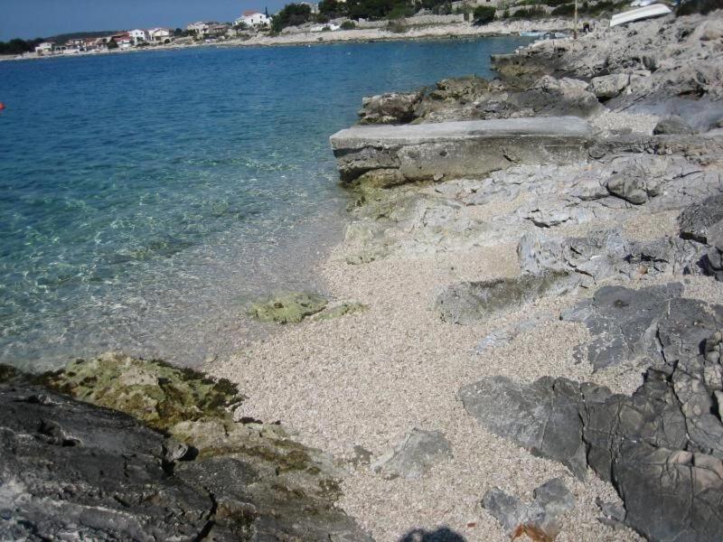 Apartments Mil - 80M From The Sea Севид Екстериор снимка