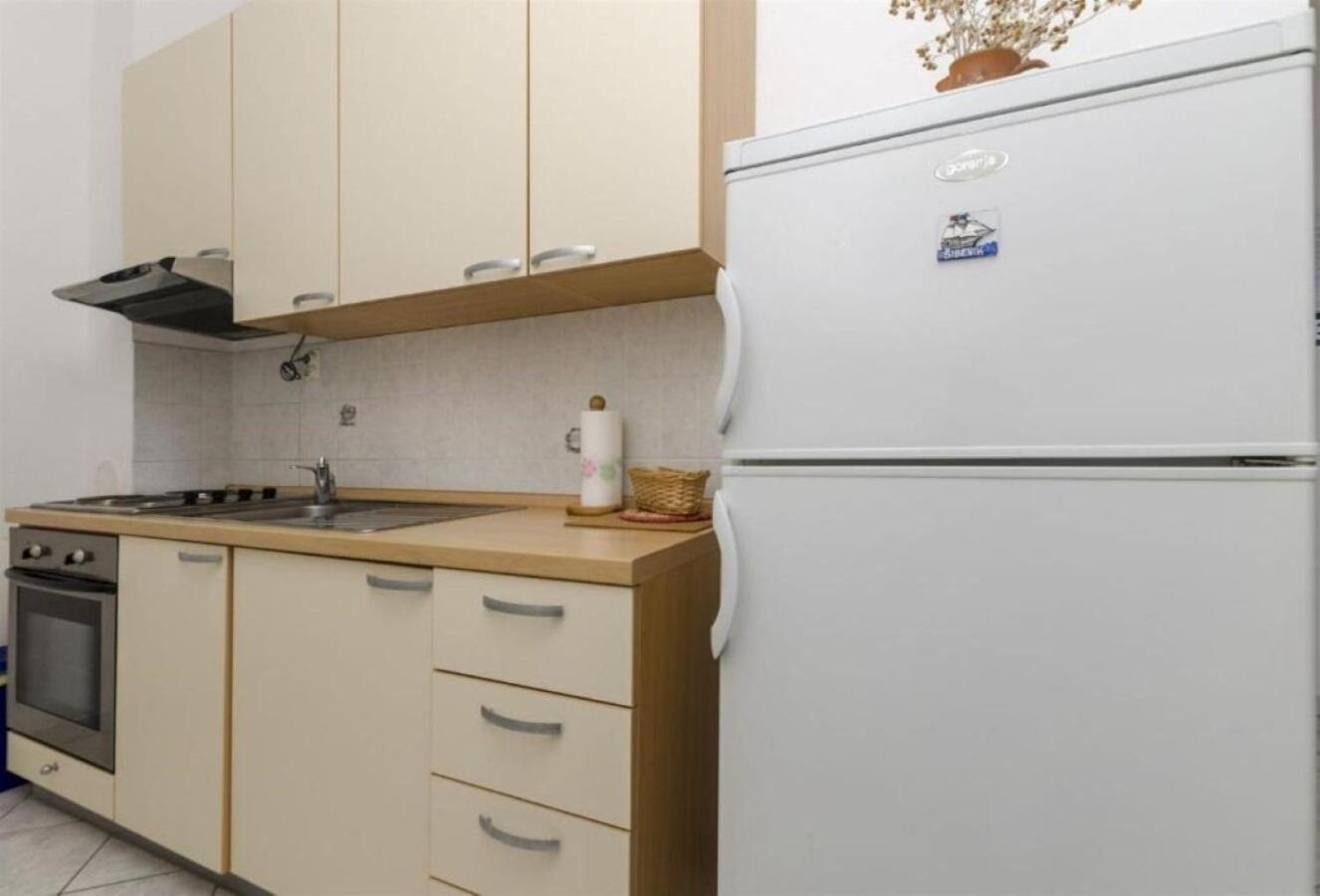 Apartments Mil - 80M From The Sea Севид Екстериор снимка